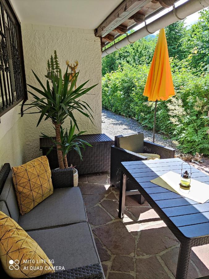 Deinbeck Apartment *